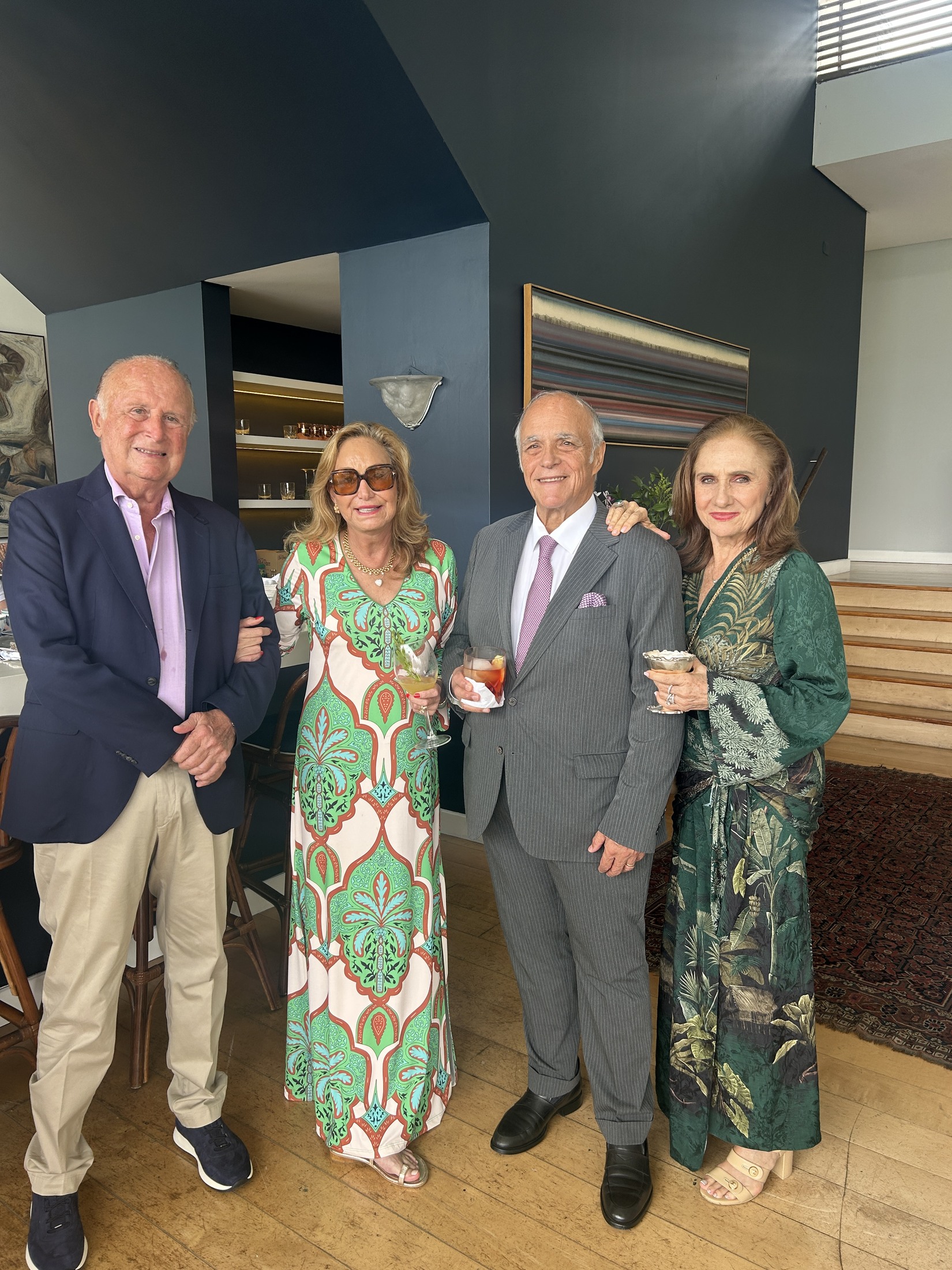 Álvaro José con su esposa Claudia Dávila, Manuel Londoño y María Fernanda Cabal